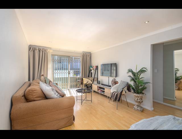 2 BEDROOM APARTMENT FOR SALE IN BEACHFRONT